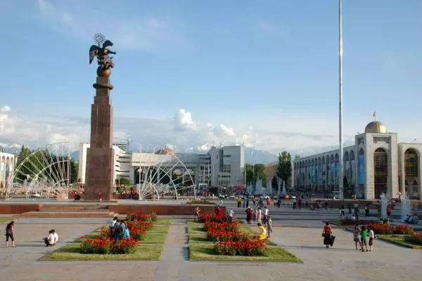 главная площадь Бишкека