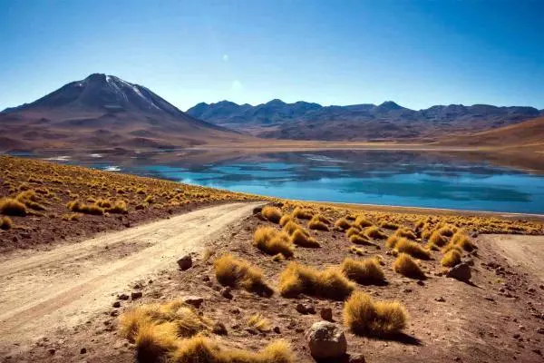 озеро в Атакаме пустыне