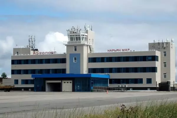 аэропорт Нарьян-Мар междугородский транспорт в городе