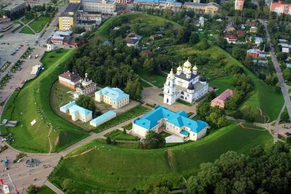 вид на Дмитровский кремль сверху